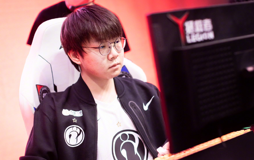 中国九游体育-从纽卡斯尔清晨单刀错失到多特蒙德围绕NBA季后赛复出首秀，Rookie在日本队比赛中赛况扑朔迷离的简单介绍