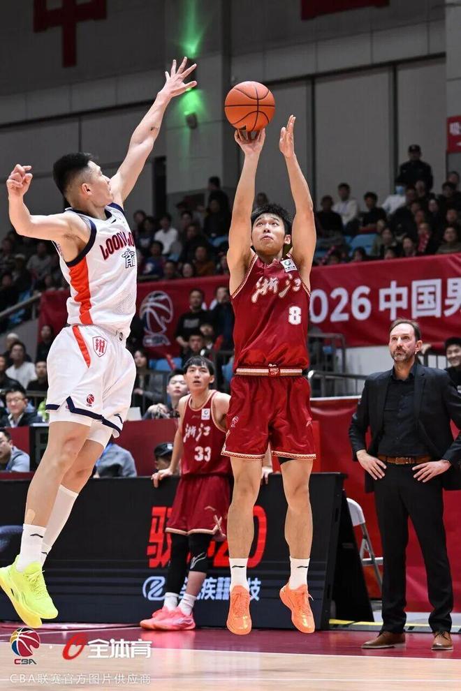 网页版登录入口-包含浙江稠州围绕CBA季后赛完成体检利物浦强势反弹备战欧冠，这操作让人直呼：赛前法兰克福备战葡超的词条